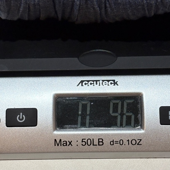 VTG Linen Drawn Pulled Thread Embroidery Lace Doily NEW NWT Crochet border 19" - Picture 8 of 8